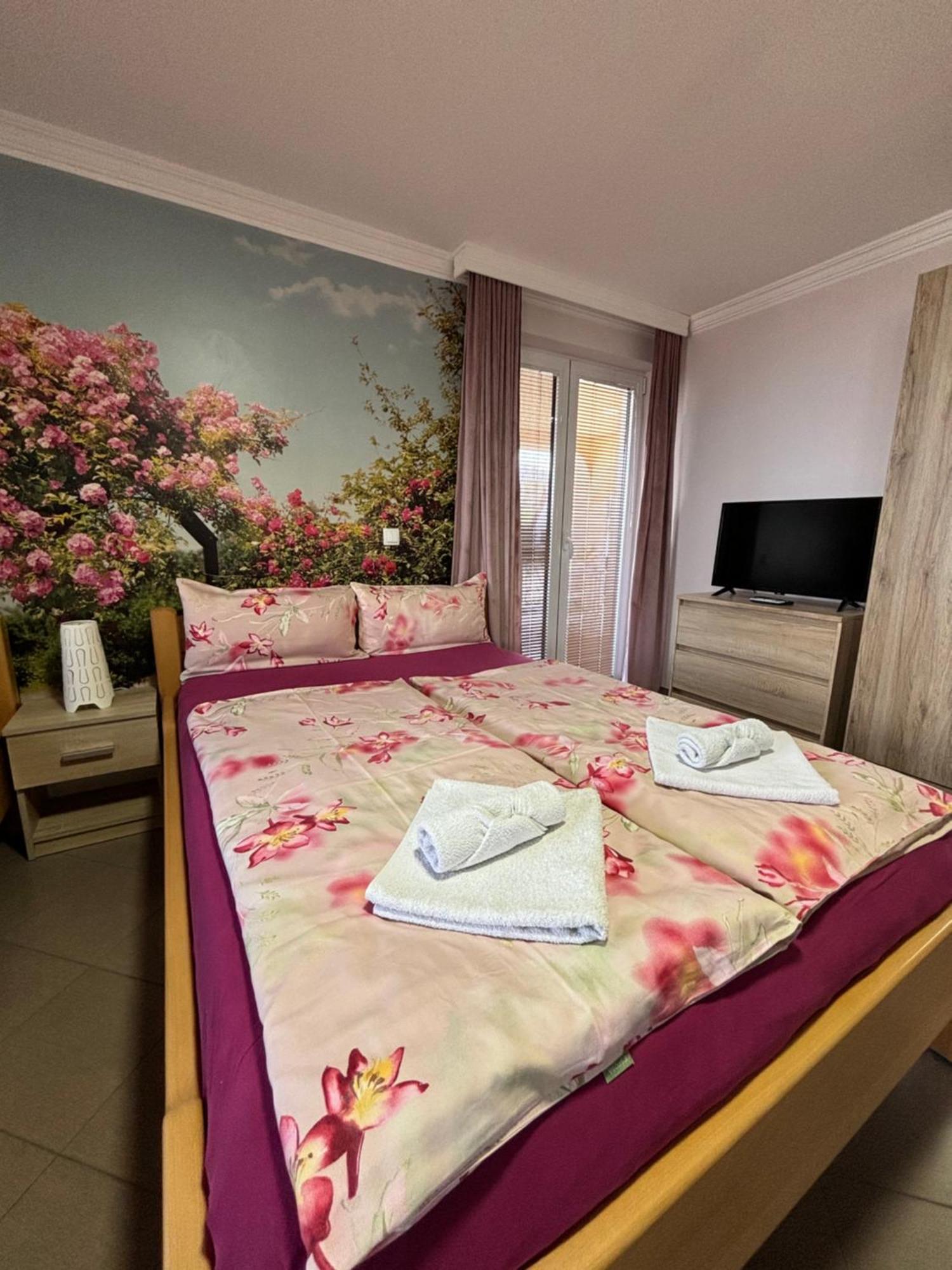 Apartmani "Marija" Golubac Exteriör bild