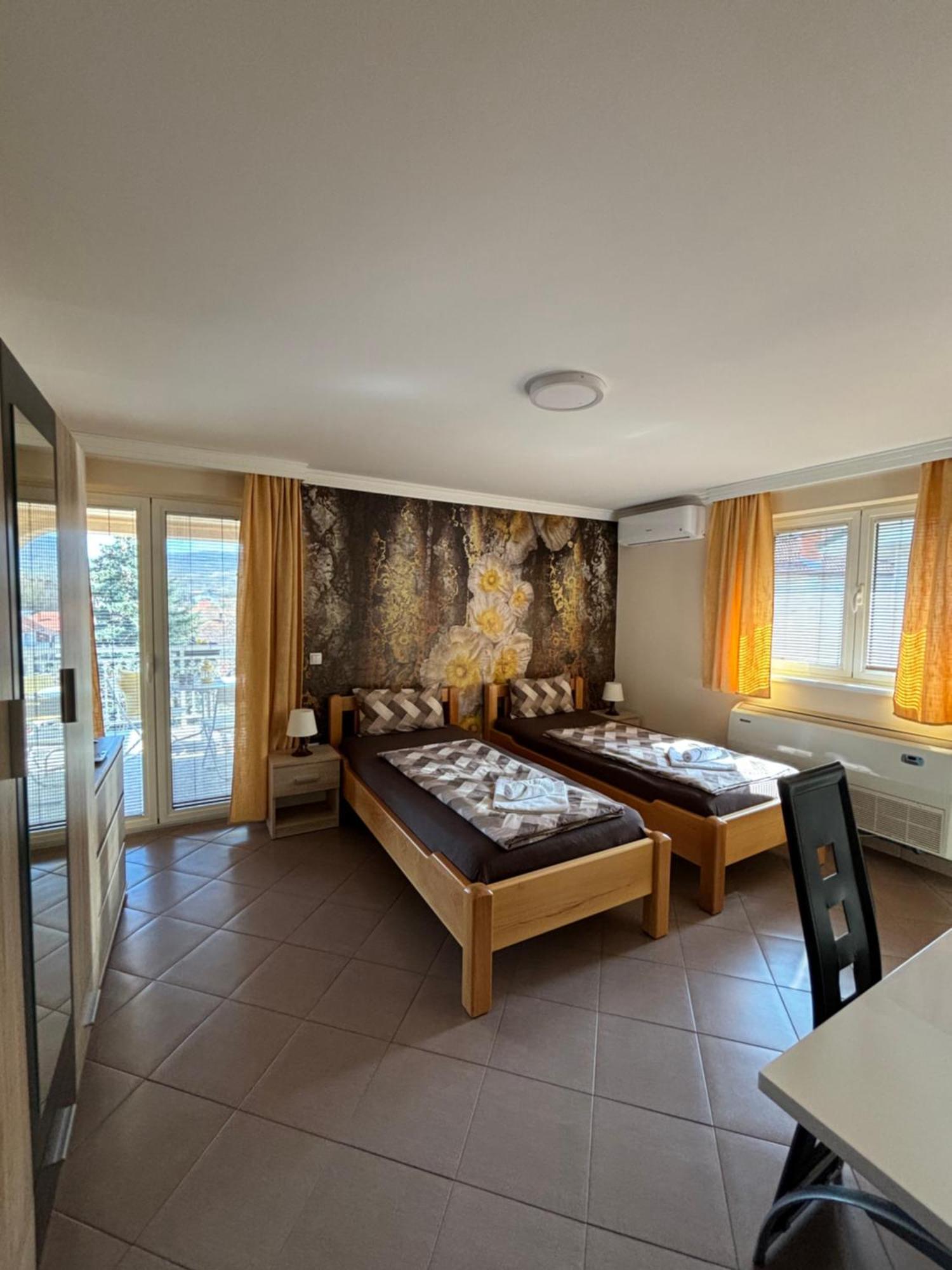 Apartmani "Marija" Golubac Exteriör bild