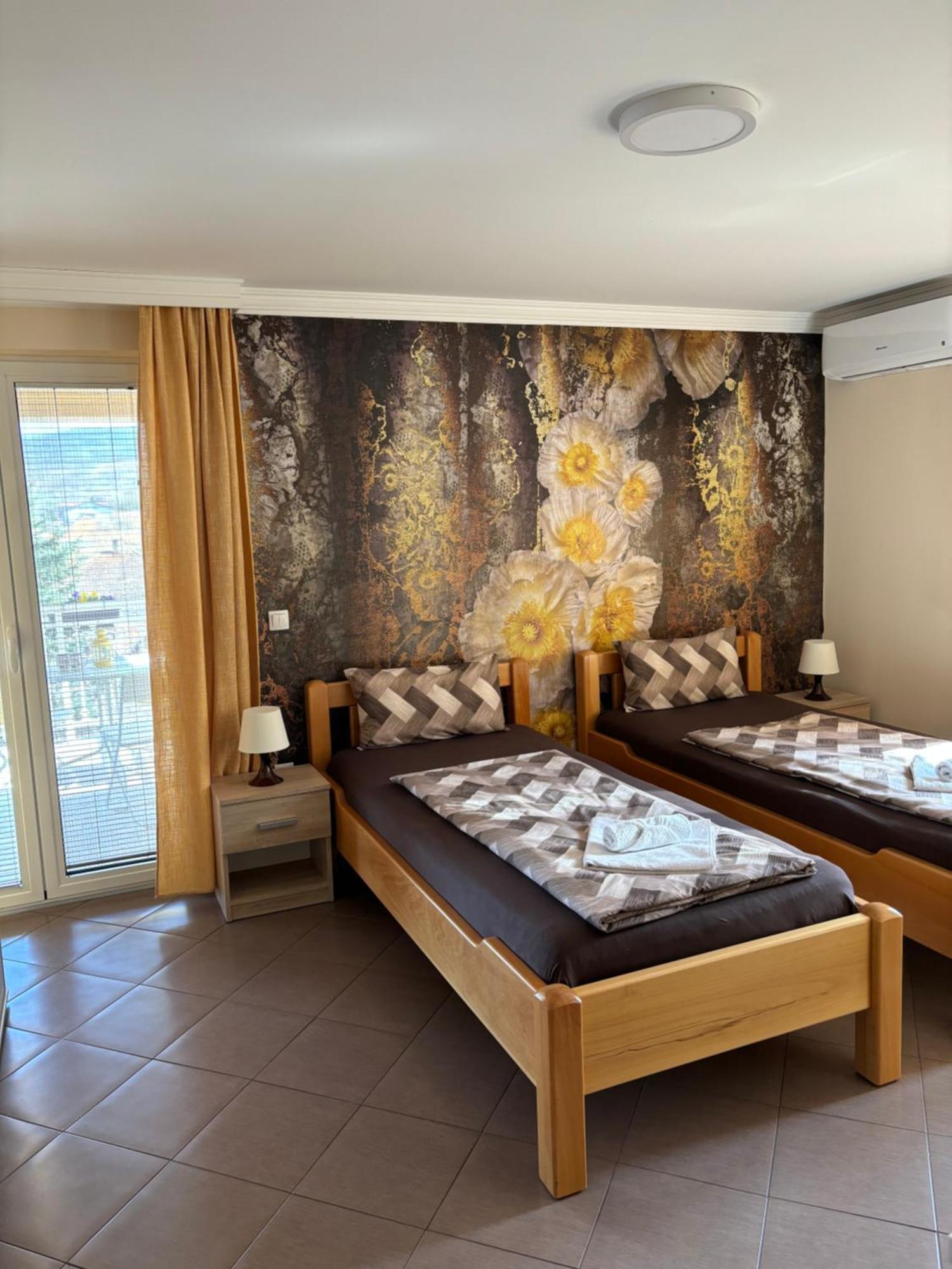 Apartmani "Marija" Golubac Exteriör bild