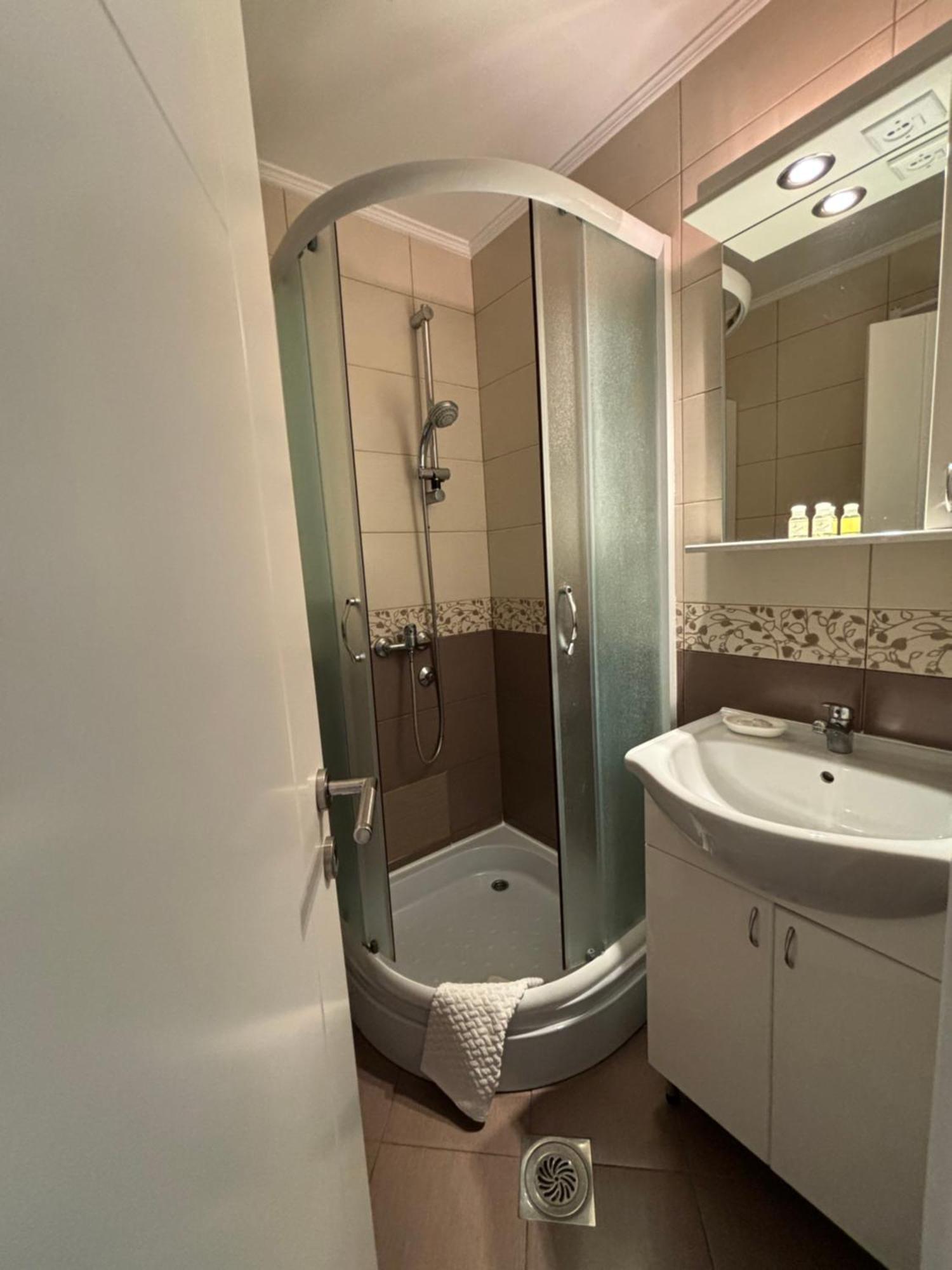 Apartmani "Marija" Golubac Exteriör bild